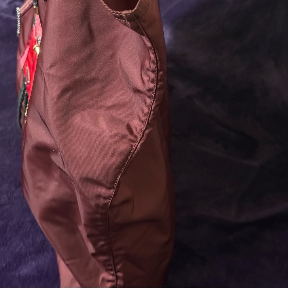 💎AUTHENTIC PRADA  (RARE ) BURGUNDY ROBOT NYLON TOTE BAG💎 - Picture 9 of 16